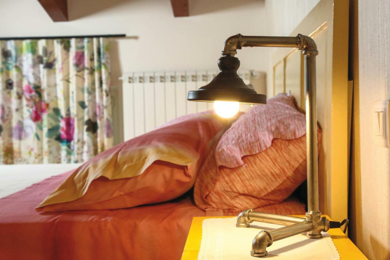 Bed and Breakfast Le Mansardine Васто Экстерьер фото