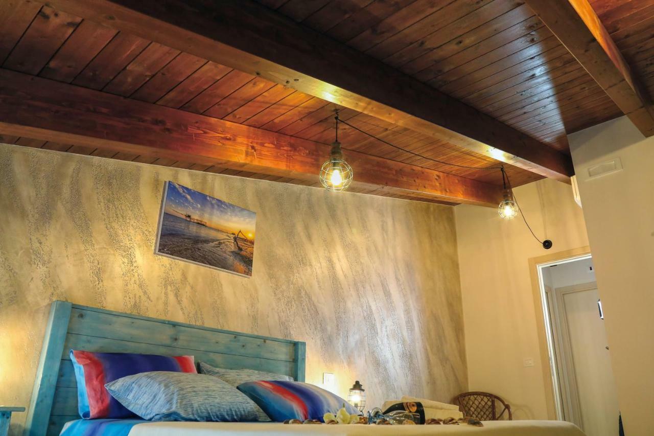 Bed and Breakfast Le Mansardine Васто Экстерьер фото