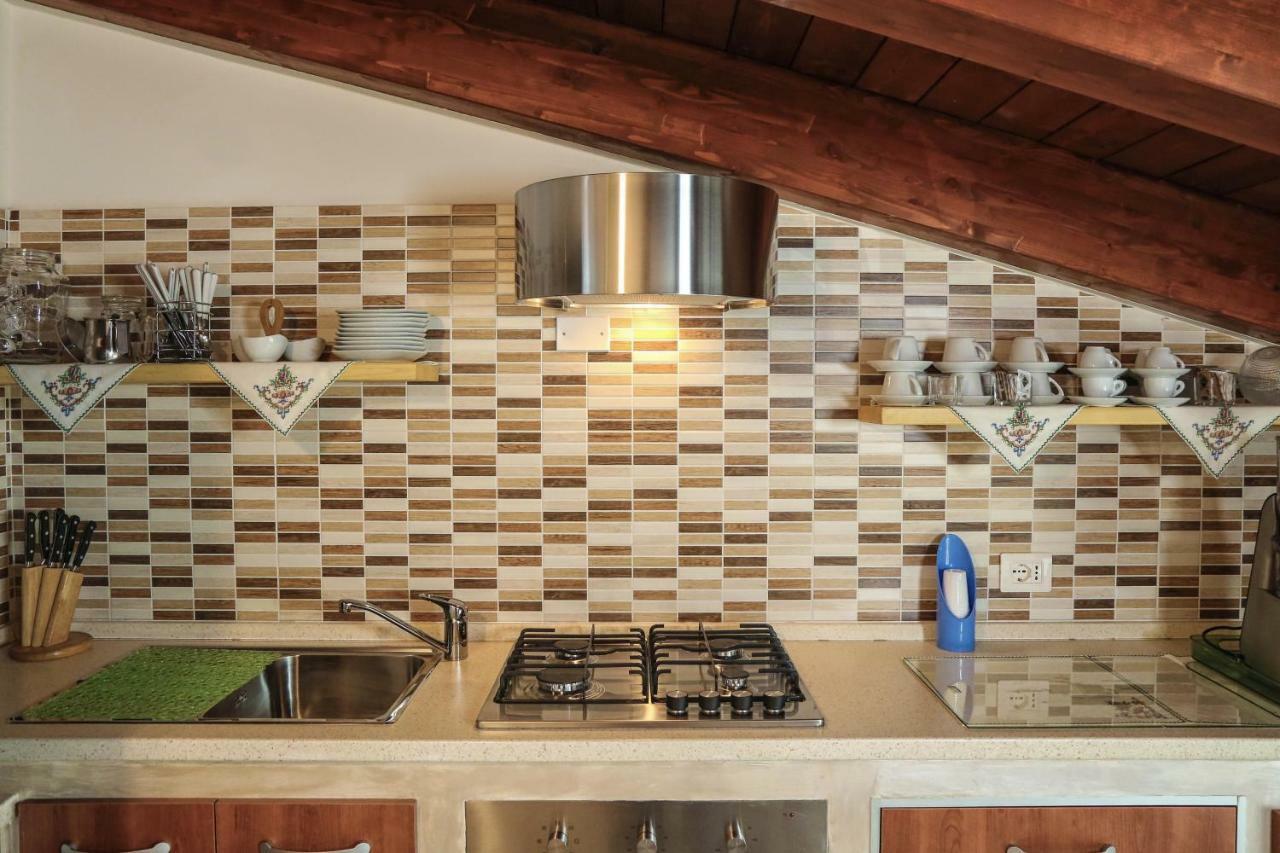 Bed and Breakfast Le Mansardine Васто Экстерьер фото